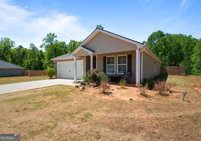 Homes for sale in Luthersville, GA | 1888 Hunter Welch Pkwy, Luthersville, GA 30251 | MLS# 10738181