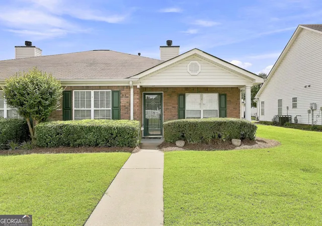 Photo 1 of Single family home for sale at 280 Autumn Glen Cir, Fayetteville, GA 30215 | MLS# 10824309 | Listing updated on 2026-09-03
