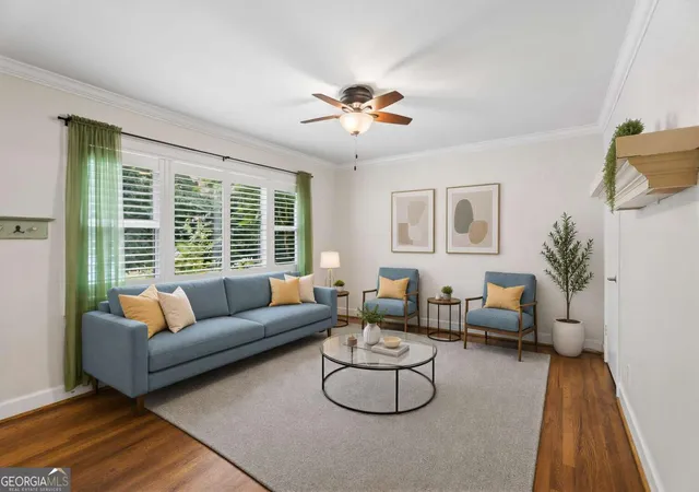 Listing Photo 5 - Condo for sale in building located at 2477 N Decatur Rd, Decatur, GA 30033 - Unit #B2