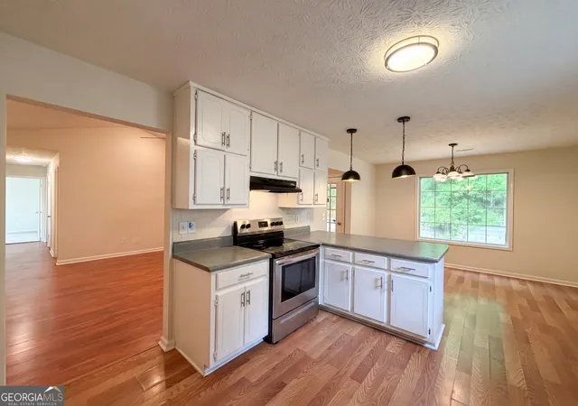 Photo 2 of Single family home for sale at 430 Cornwallis Wy, Fayetteville, GA 30214 | MLS# 10759991 | Listing updated on 2026-09-11