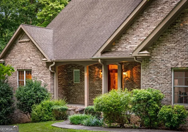 Photo 4 of Single family home for sale at 541 Davis Rd, Blue Ridge, GA 30513 | MLS# 10804578 | Listing updated on 2026-09-18