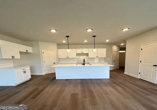 5th image of 37 Crest Dr #6, Hartwell, GA 30643 | MLS# 10804873