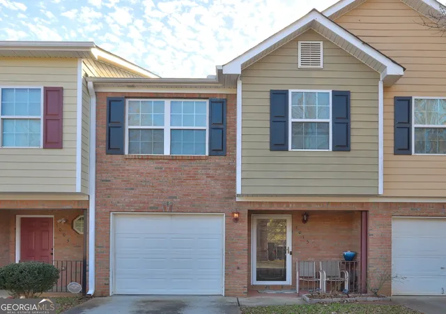 Photo 1 of Sale Pending at 1015 Magnolia Gardens Walk, Mcdonough, GA 30253 | MLS# 10821970 | Listing updated on 2026-09-08