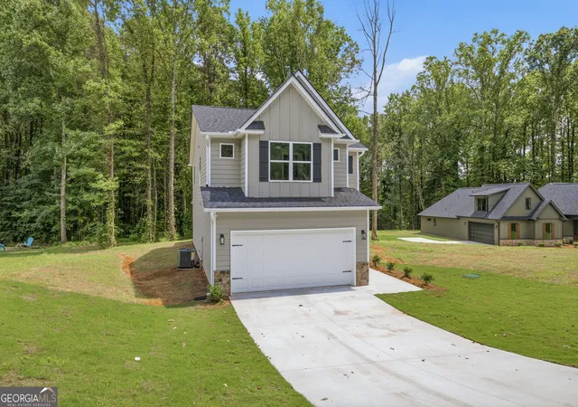 2nd image of 318 Stonington Dr, Mount Airy, GA 30563 | MLS# 10820978