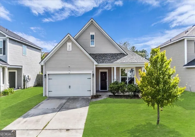 Photo 3 of Single family home for sale at 413 Lions Den Dr, Pooler, GA 31322 | MLS# 10833232 | Listing updated on 2026-09-14