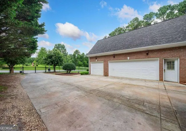 4th image of 84 Gloster Rd Nw, Lawrenceville, GA 30044 | MLS# 10762052