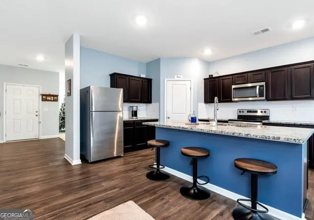 Photo 3 of Single family home for sale at 270 Shepard Dr, Dawsonville, GA 30534 | MLS# 10763442 | Listing updated on 2026-09-12