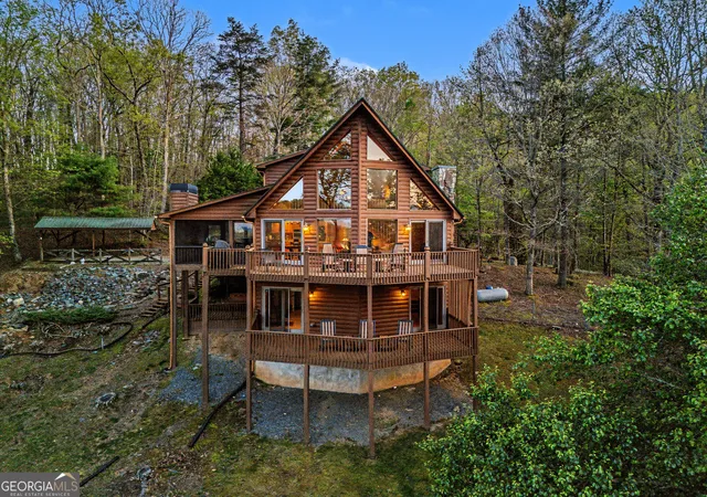 Photo 3 of Single family home for sale at 431 Sunrock Mountain Rd, Blue Ridge, GA 30513 | MLS# 10734246 | Listing updated on 2026-06-07