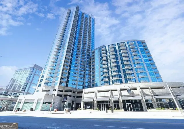 1st image of 400 W Peachtree St Nw #1702, Atlanta, GA 30308 | MLS# 10715472