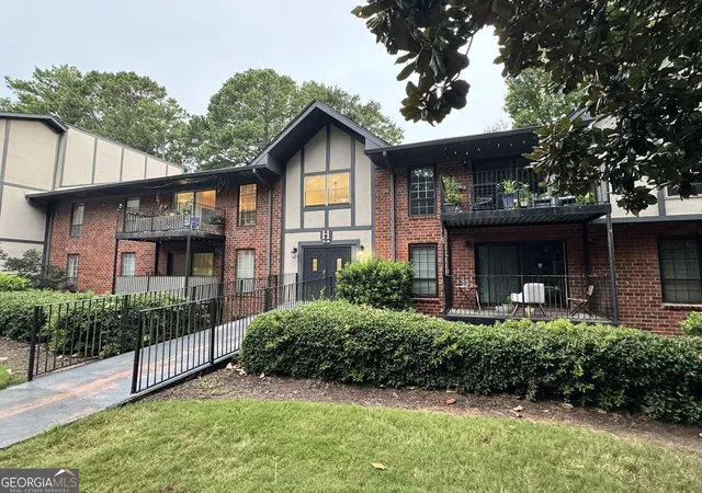 Photo 1 of Condo for sale at 6851 Roswell Rd Ne #H-31, Sandy Springs, GA 30328 | MLS# 10828232 | Listing updated on 2026-08-27