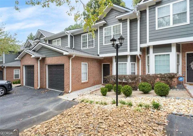 4th image of 2680 Pine Tree Rd Ne #5, Atlanta, GA 30324 | MLS# 10718850