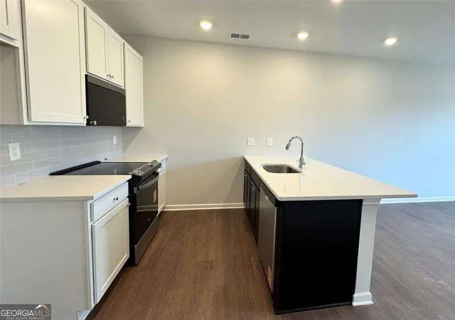 2nd image of 1413 Zenith Circle Se #46, Atlanta, GA 30315 | MLS# 10780578