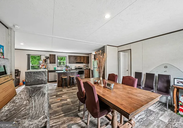 Photo 3 of Manufactured home for sale at 5805 Saddle Club Rd, Gainesville, GA 30506 | MLS# 10738427 | Listing updated on 2026-09-22