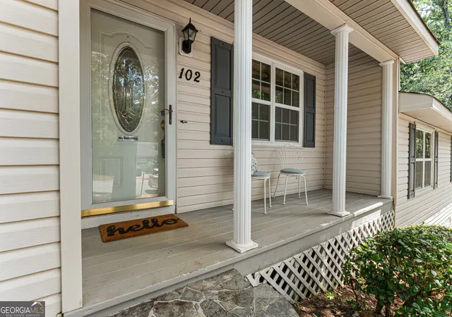 Photo 4 of Sale Pending at 102 Crestwood Cir, Centerville, GA 31028 | MLS# 10828710 | Listing updated on 2026-09-02