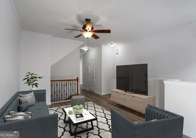 3rd image of 1488 Liberty Pkwy Nw, Atlanta, GA 30318 | MLS# 10731465