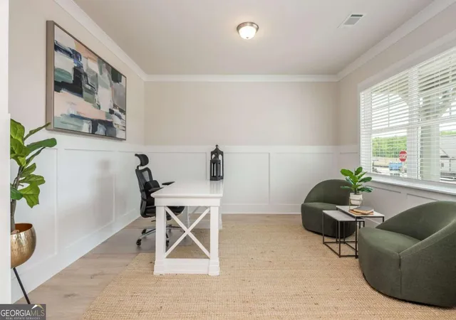 4th image of 5587 Overview Dr, Flowery Branch, GA 30542 | MLS# 10822090