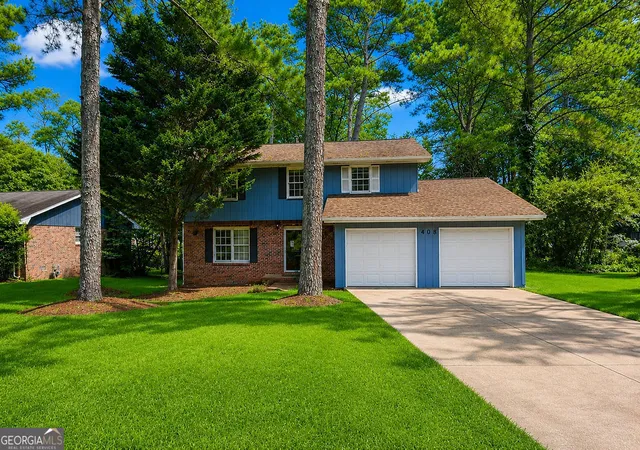 Photo 2 of Sale Pending at 408 Martin Rd, Stone Mountain, GA 30088 | MLS# 10818840 | Listing updated on 2026-09-18