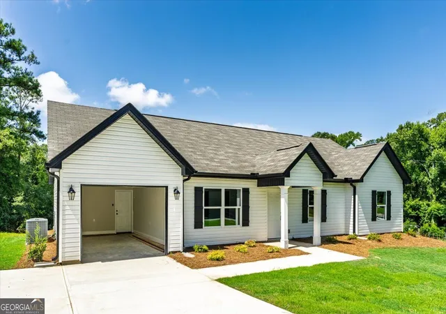 Photo 2 of Single family home for sale at 400 Woodhaven Rd, Centerville, GA 31028 | MLS# 10825318 | Listing updated on 2026-08-27