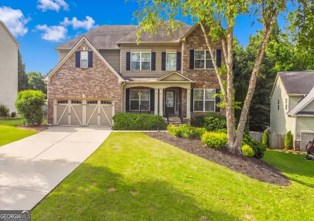 Photo 1 of Sale Pending at 1535 Starlight Dr, Cumming, GA 30040 | MLS# 10778684 | Listing updated on 2026-09-22