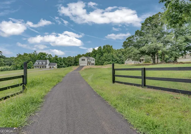 2nd image of 380 Pitts Chapel Rd, Newborn, GA 30056 | MLS# 10796649
