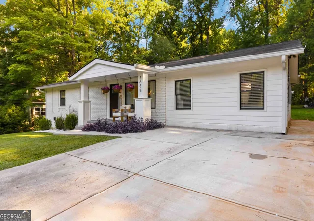 Photo 3 of Single family home for sale at 3638 Sheffield Pl, Tucker, GA 30084 | MLS# 10819595 | Listing updated on 2026-08-20