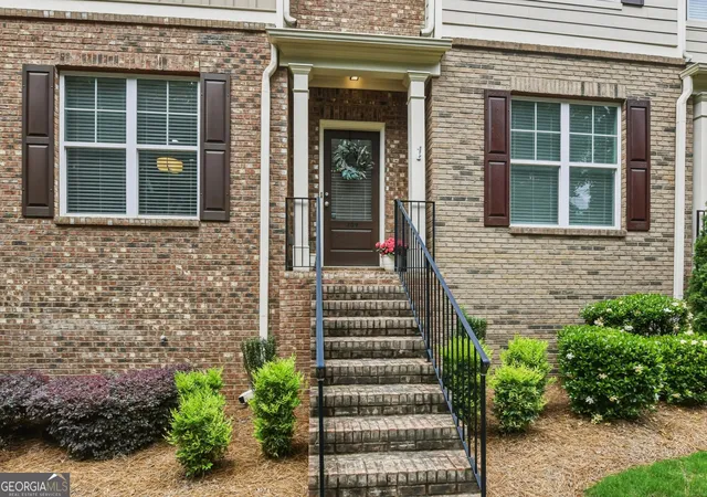Photo 3 of Townhouse for sale at 209 Aventine Ln, Smyrna, GA 30082 | MLS# 10773008 | Listing updated on 2026-08-27