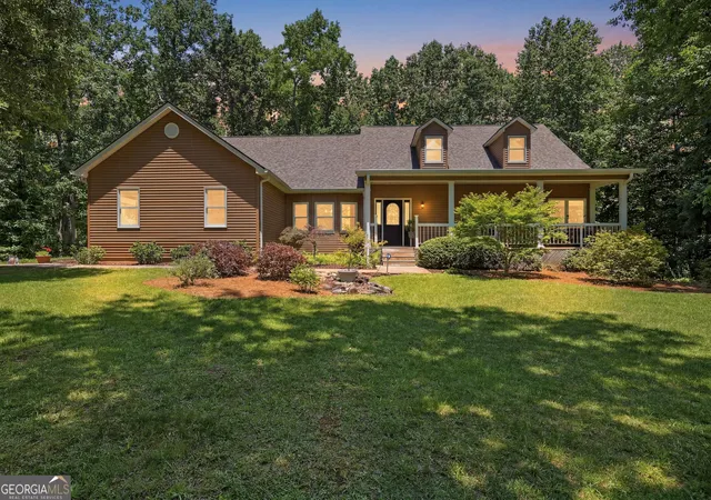 Homes for sale in Clermont, GA | 8721 Skitts Mountain Rd, Clermont, GA 30527 | MLS# 10781618
