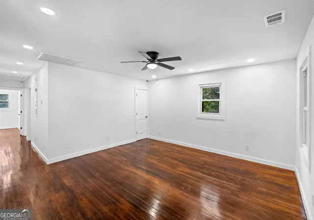 Photo 3 of Sale Pending at 1324 Spellman Ave, Griffin, GA 30223 | MLS# 10779043 | Listing updated on 2026-09-10