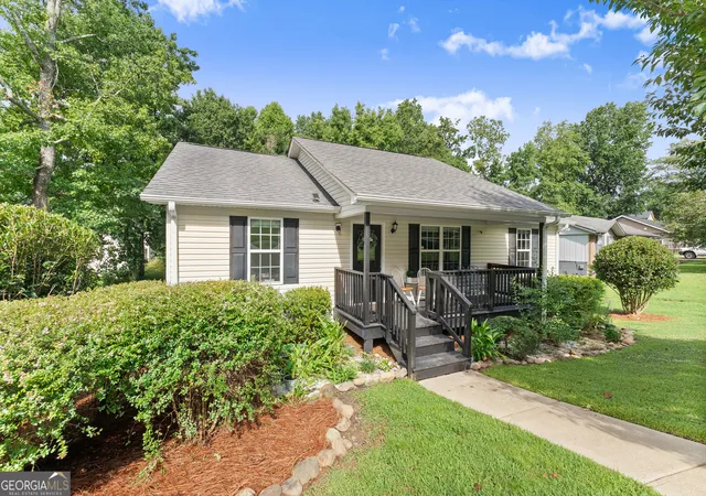2nd image of 1738 Lanier Springs Dr Nw, Gainesville, GA 30504 | MLS# 10815608