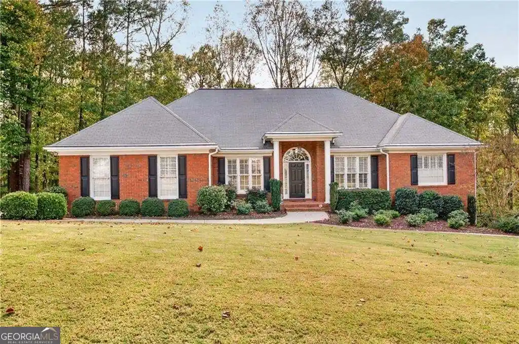 Single family home for sale at 203 Jeffrey Dr, Woodstock, GA 30188 | MLS# 10882031