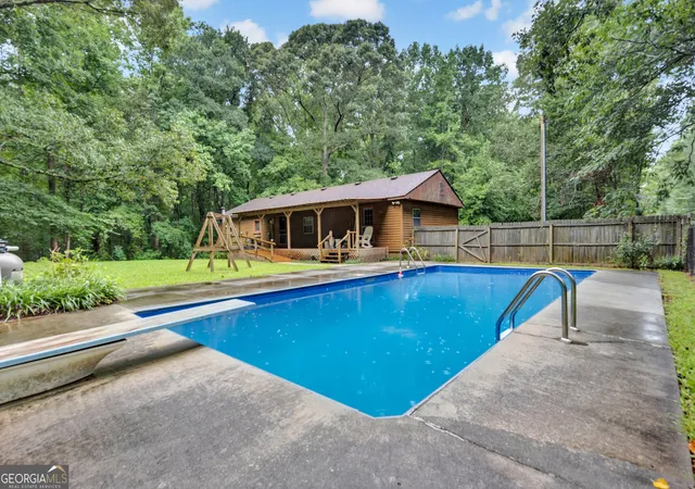 4th image of 102 Geoffrey Ln, Oxford, GA 30054 | MLS# 10816565