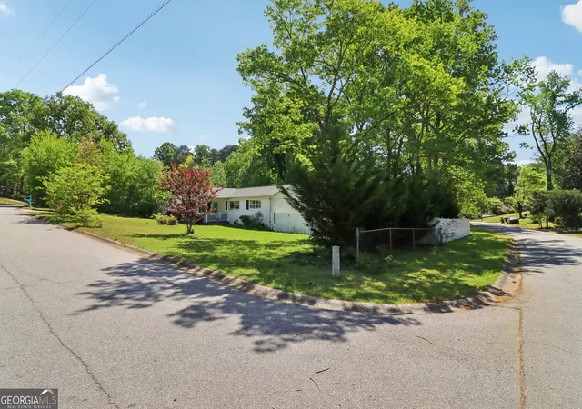 Homes for sale in Lithia Springs, GA | 2344 Chestnut Log Pl, Lithia Springs, GA 30122 | MLS# 10731019