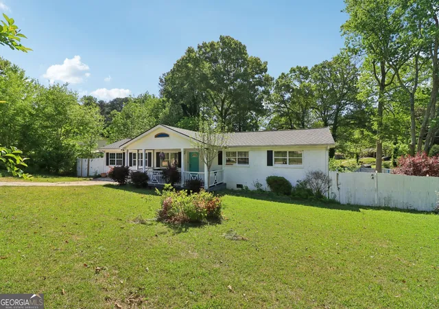 Homes for sale in Lithia Springs, GA | 2344 Chestnut Log Pl, Lithia Springs, GA 30122 | MLS# 10731019