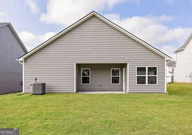 Photo 3 of Sale Pending at 280 Limestone Cir, Conyers, GA 30013 | MLS# 10548084 | Listing updated on 2025-12-11