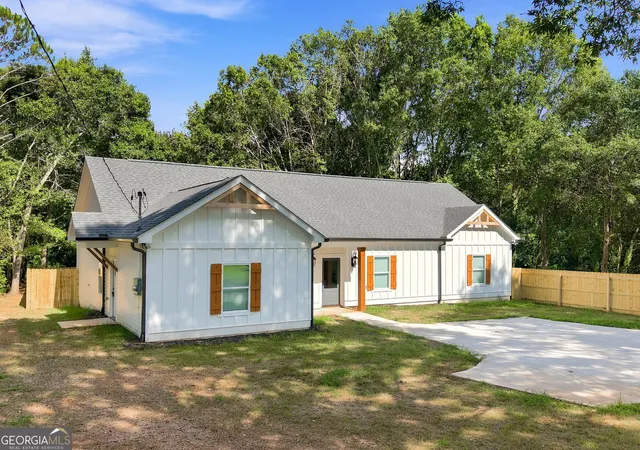 Photo 2 of Single family home for sale at 12c 6th Street, Griffin, GA 30223 | MLS# 10817952 | Listing updated on 2026-08-17
