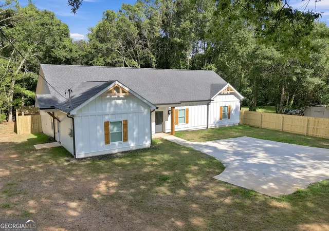 Photo 3 of Single family home for sale at 12c 6th Street, Griffin, GA 30223 | MLS# 10817952 | Listing updated on 2026-08-17