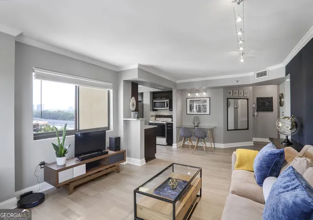 1st image of 795 Hammond Dr #1012, Sandy Springs, GA 30328 | MLS# 10820660