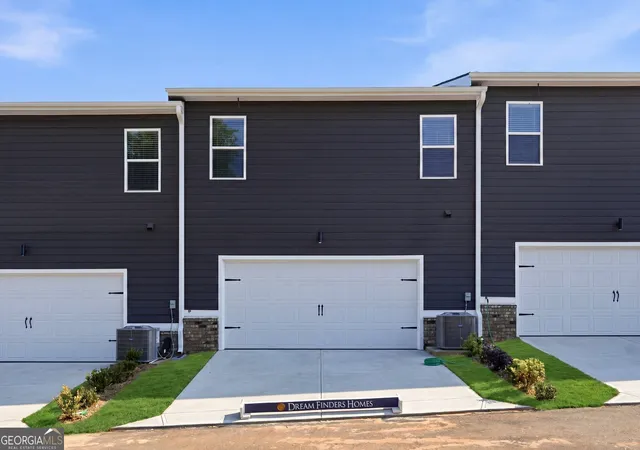 3rd image of 3639 Parkway James Dr, Snellville, GA 30039 | MLS# 10730039