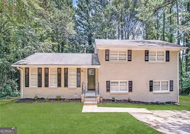 Photo 1 of Single family home for sale at 1965 Rollingwood Dr Se, Atlanta, GA 30316 | MLS# 10469670 | Listing updated on 2026-10-03