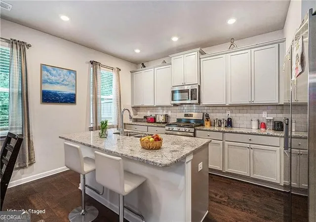 Photo 2 of Sale Pending at 7255 Gladstone Cir, Lithonia, GA 30038 | MLS# 10629565 | Listing updated on 2026-09-09