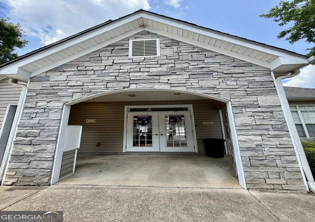 Homes for sale in Fayetteville, GA | 38 Bay Branch Blvd, Fayetteville, GA 30214 | MLS# 10801557