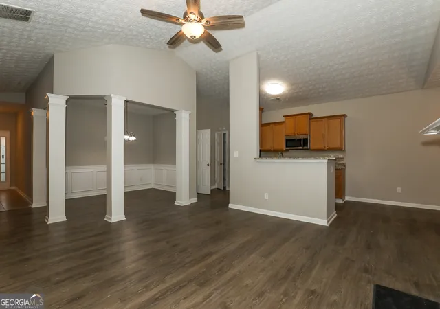 4th image of 1055 Maple Leaf Dr, Mcdonough, GA 30253 | MLS# 10795704