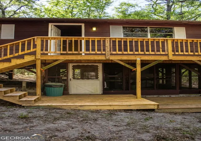 Homes for sale in Waynesville, GA | 287 Shady Bluff Ln, Waynesville, GA 31566 | MLS# 10726802