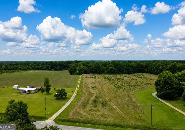 Homes for sale in Barnesville, GA | 144 US Hwy 341 S, Barnesville, GA 30204 | MLS# 10715382