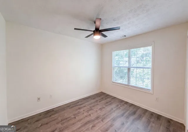 Photo 3 of Single family home for sale at 125 Sampson Ct, Covington, GA 30016 | MLS# 10831092 | Listing updated on 2026-10-16