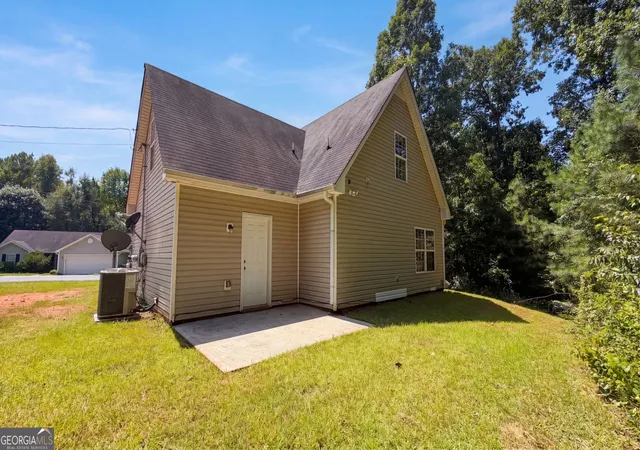 Photo 4 of Single family home for sale at 125 Sampson Ct, Covington, GA 30016 | MLS# 10831092 | Listing updated on 2026-10-16