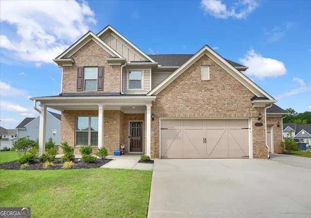 Photo 1 of Single family home for sale at 911 Gambino Tr, Peachtree City, GA 30269 | MLS# 10798139 | Listing updated on 2026-09-07