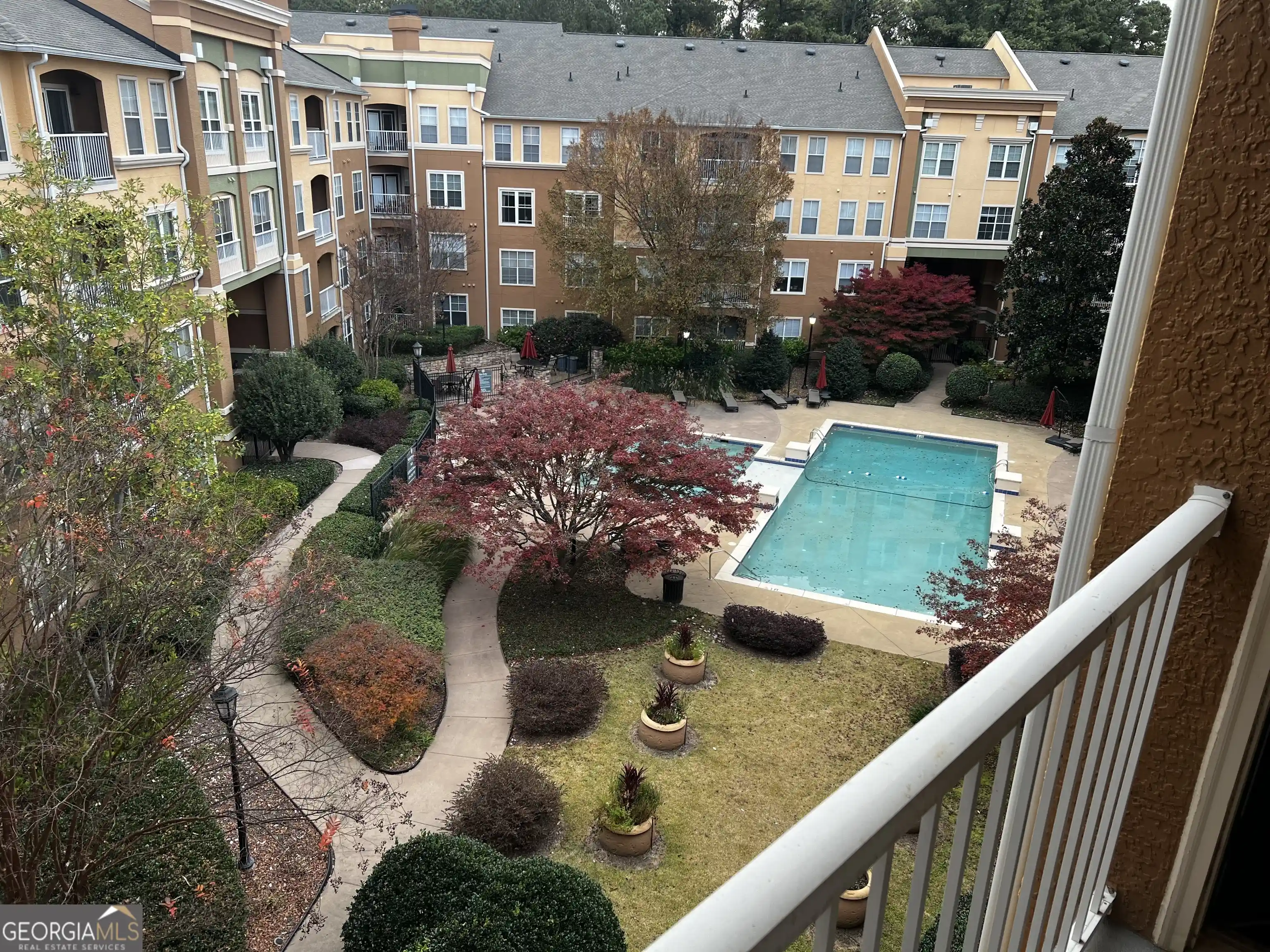 Listing Photo 2 - Condo for sale in 10 NE Perimeter Smt Blvd located at 10 NE Perimeter Smt Blvd, Brookhaven, GA 30319 - Unit #4446