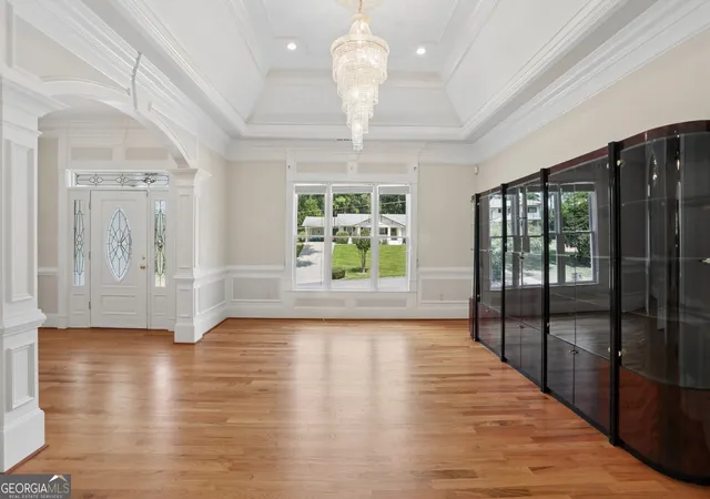 Photo 2 of Single family home for sale at 1425 Pineway Dr Ne, Atlanta, GA 30329 | MLS# 10834729 | Listing updated on 2026-09-10