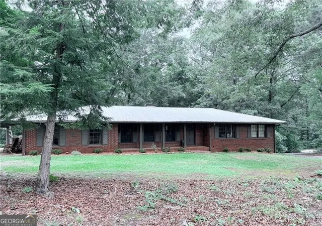 Homes for sale in Douglasville, GA | 6762 Mason Creek Rd, Douglasville, GA 30135 | MLS# 10799765